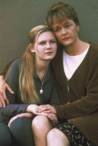 Fifteen_And_Pregnant_45965_Medium