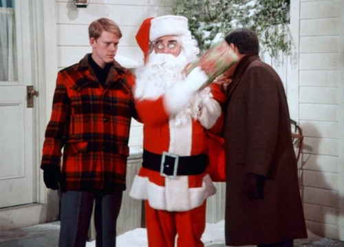 happy2bdays2bguess2bwho2527s2bcoming2bto2bchristmas3